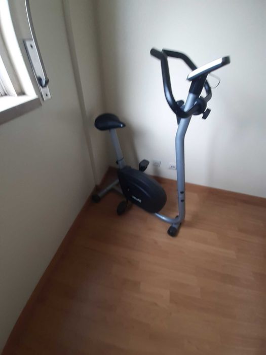 Bicicleta estática de treino Newfit