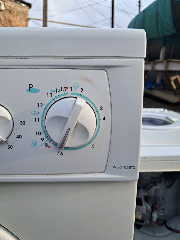 Стиральная машинка Indesit WGS 1038 TX пральна машина (під ремонт).