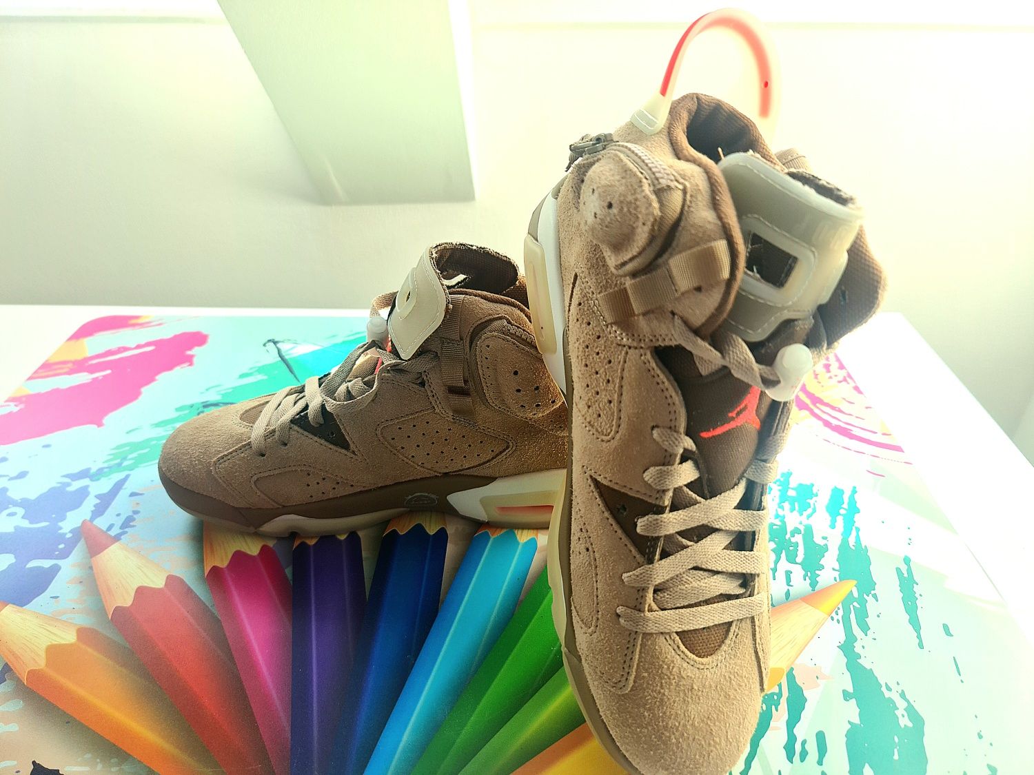 Nike air Jordan 6  RETRO TRAVIS SCOTT 42