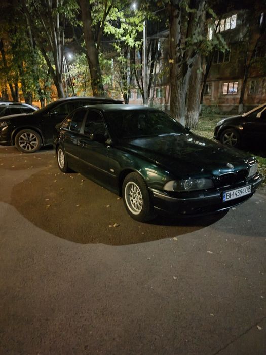 Продам БМВ е39 м52б28