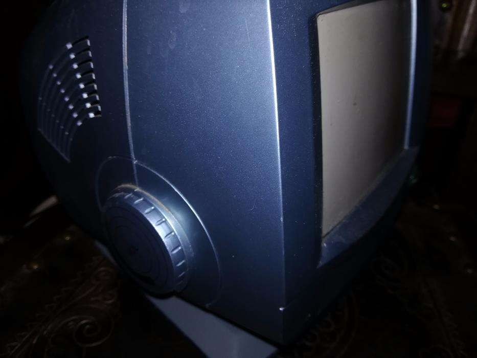 Televisão/Rádio portátil