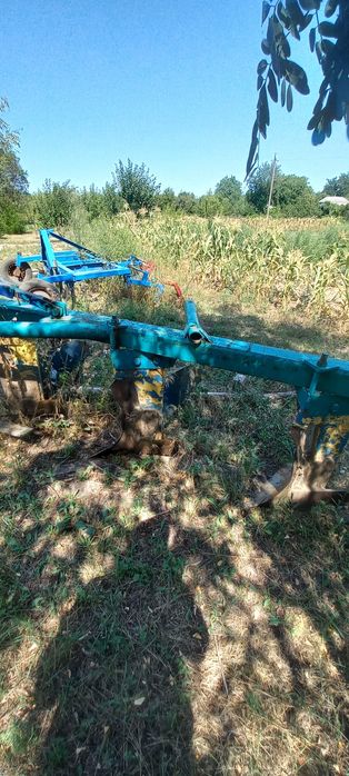 Продам плуг  на високій