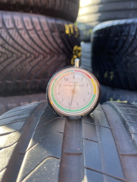 *Opona Pirelli 255/50/19 pojedynka