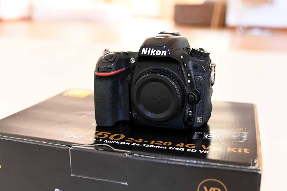 Nikon D750 - aparat - body