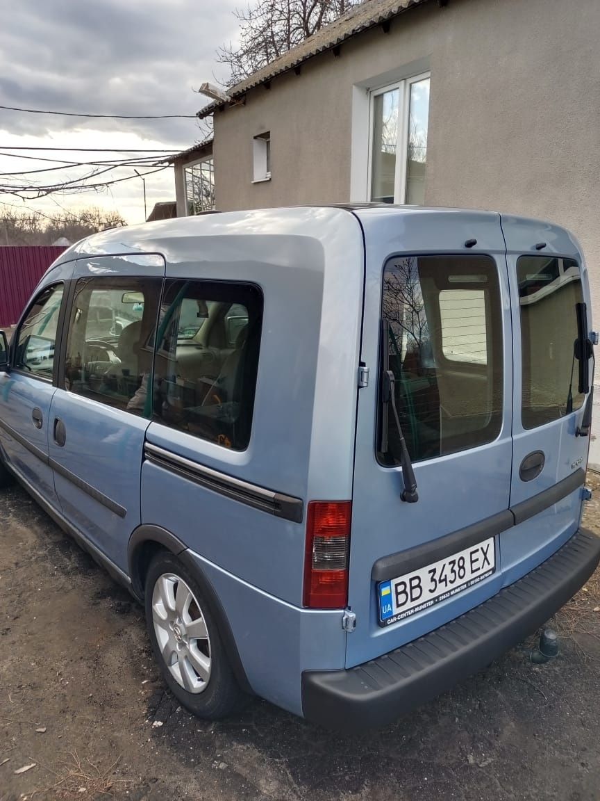 Продам Opel Combo