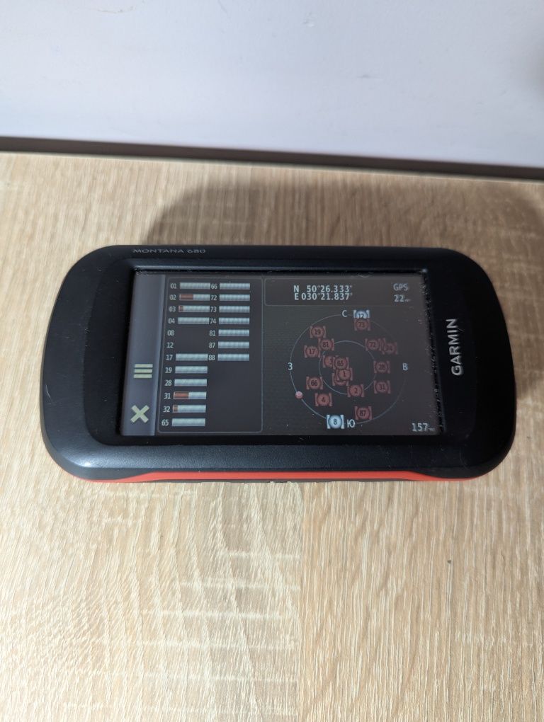 Garmin Montana 680 чудовий стан Туристичний навігатор