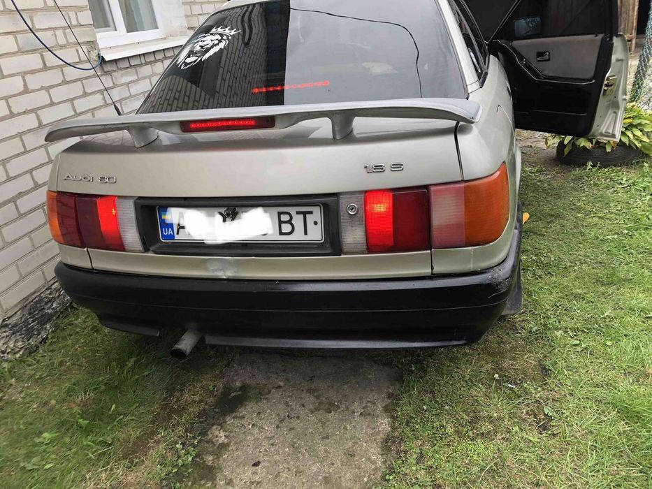 Продам Ауді 80 б3