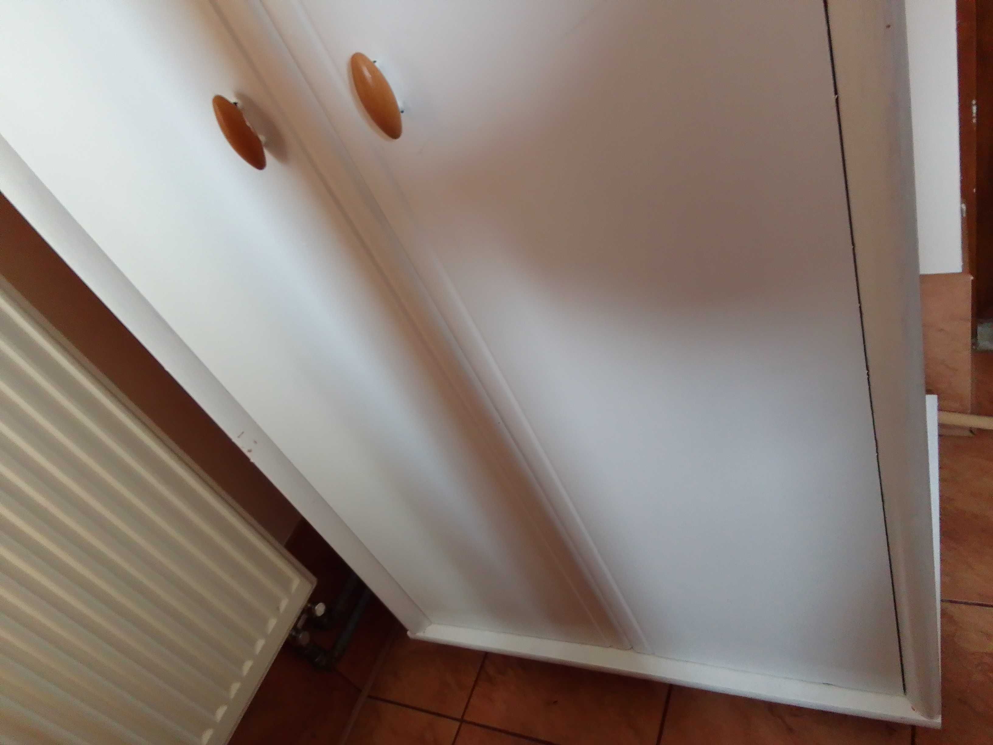 Szafa biała  190 x 80