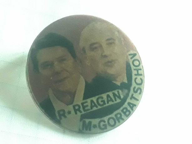 Знак Рейган-Горбачев