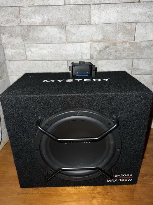 Продам активний сабвуфер 300w