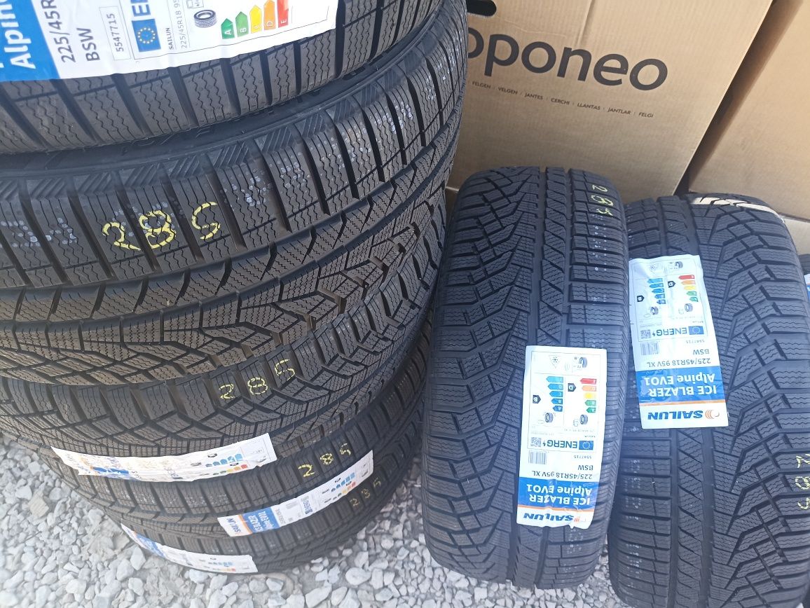 Nowe opony zimowe 225/45/18 Sailun 2023r