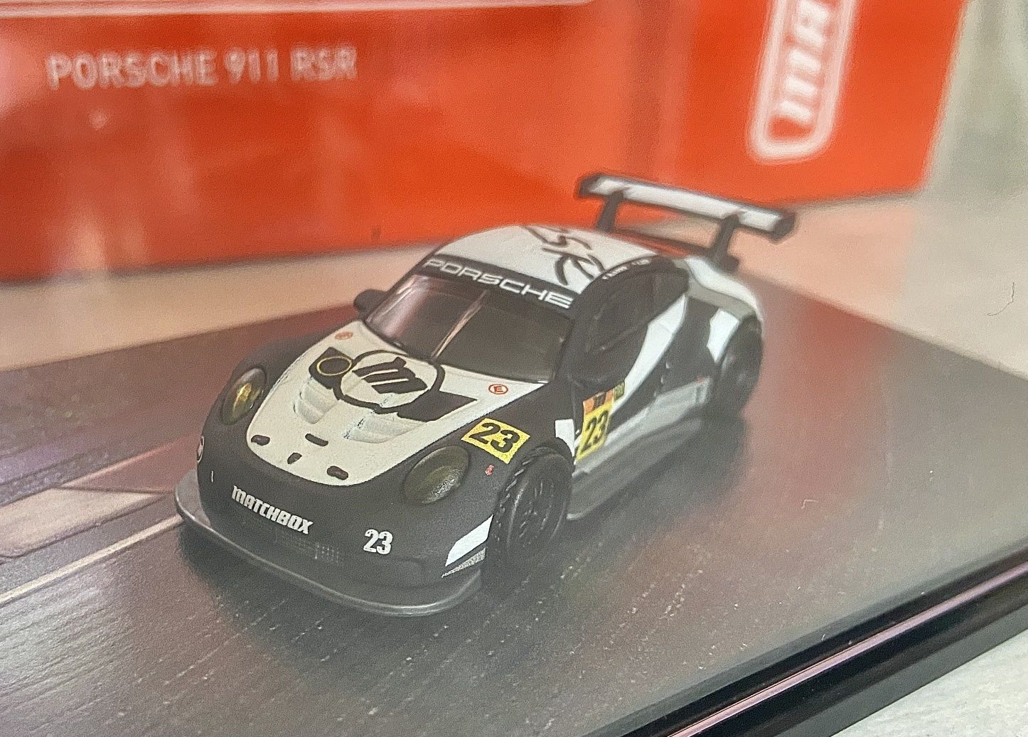 Matchbox rlc nie hot wheels porsche 911 RSR