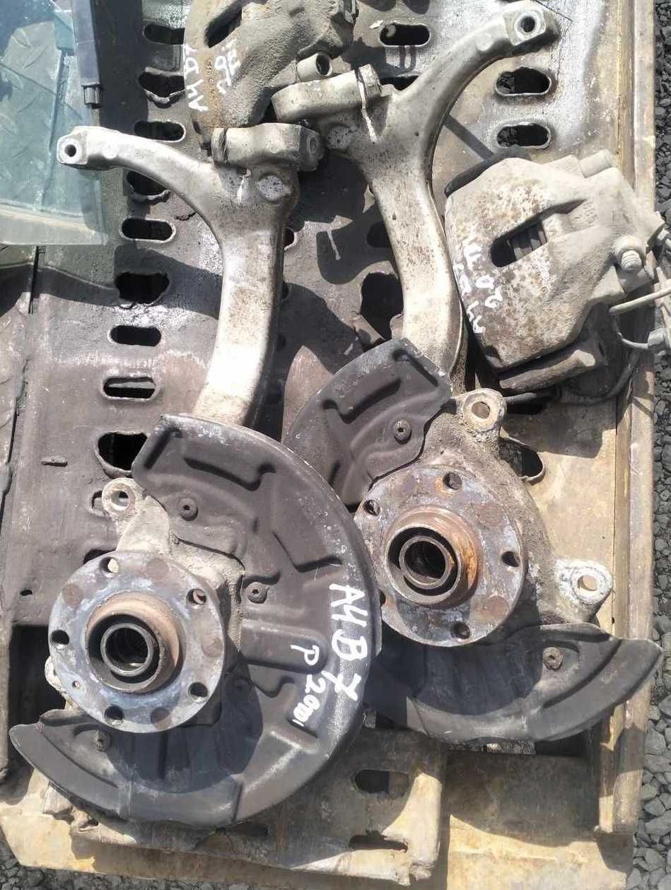 piasta piasty zwrotnice PRAWA przód przednie alu Audi A4 B6 B7, A6 C5