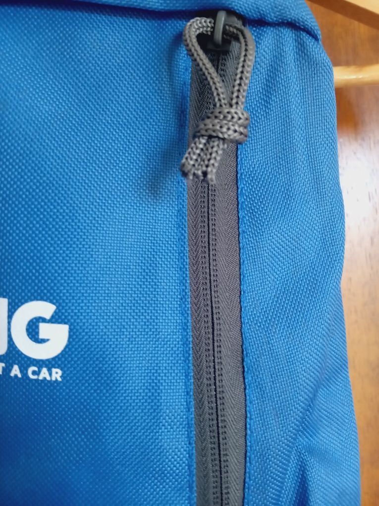 Mochila pequena caminhada