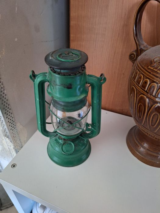 Lampa naftowa uszkodzony klosz