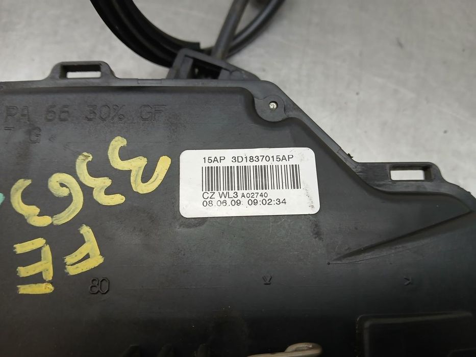 Fechadura / fecho porta frente esquerdo VOLKSWAGEN Caddy III (2K, 2C)