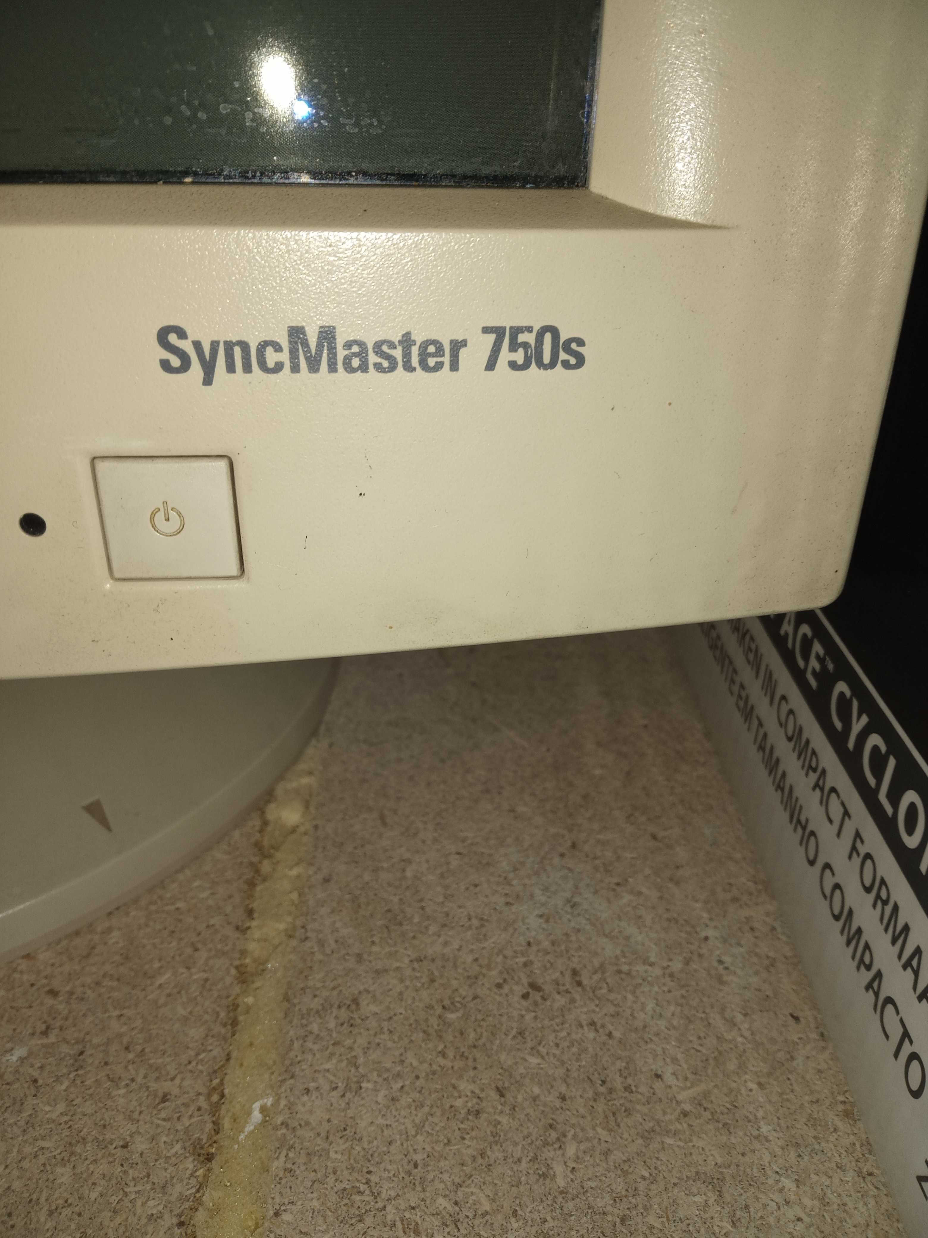 Монітор Samsung SyncMaster 750s