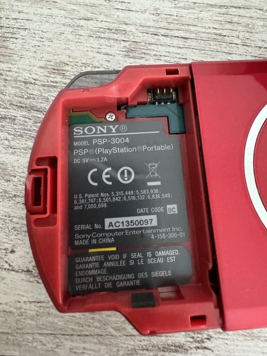 PSP Slim Lite 3004 Red edition