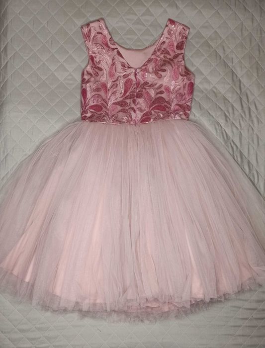 Святкова сукня Zironka на зріст 146 см – як нова!