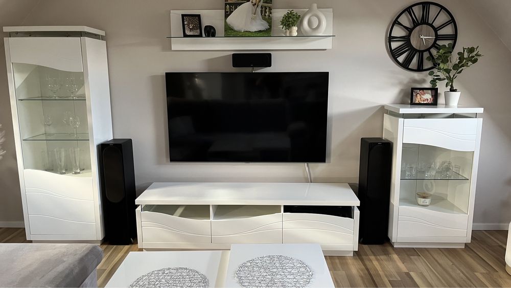 Komplet mebli Agata ze swiatelkami plus stolik kawowy