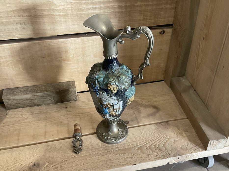 Ceramiczno-cynowa Karafka do wina- Włochy