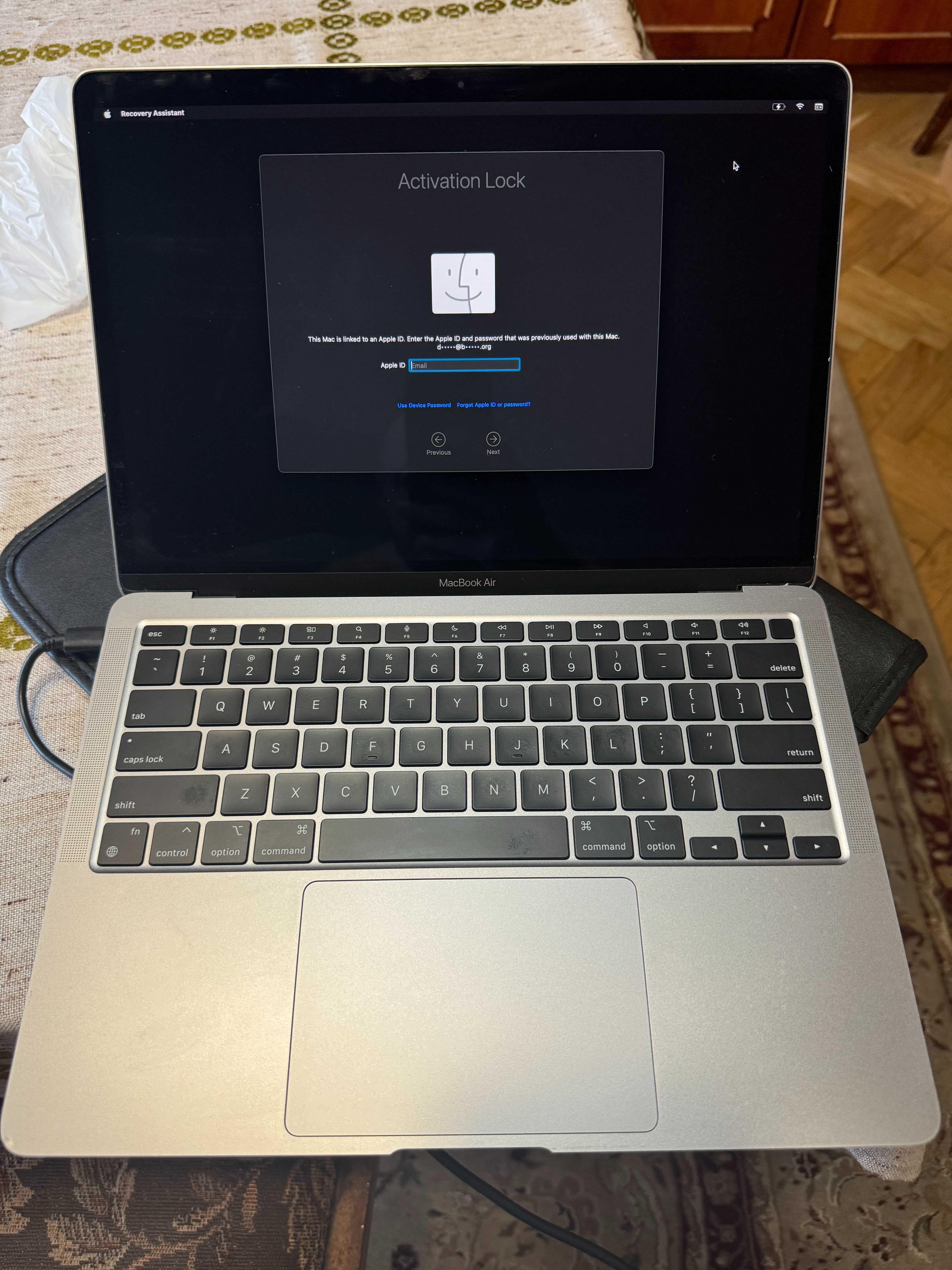 Макбук MacBook Air M1 2020 Space Gray A2337 на запчастини iCloud