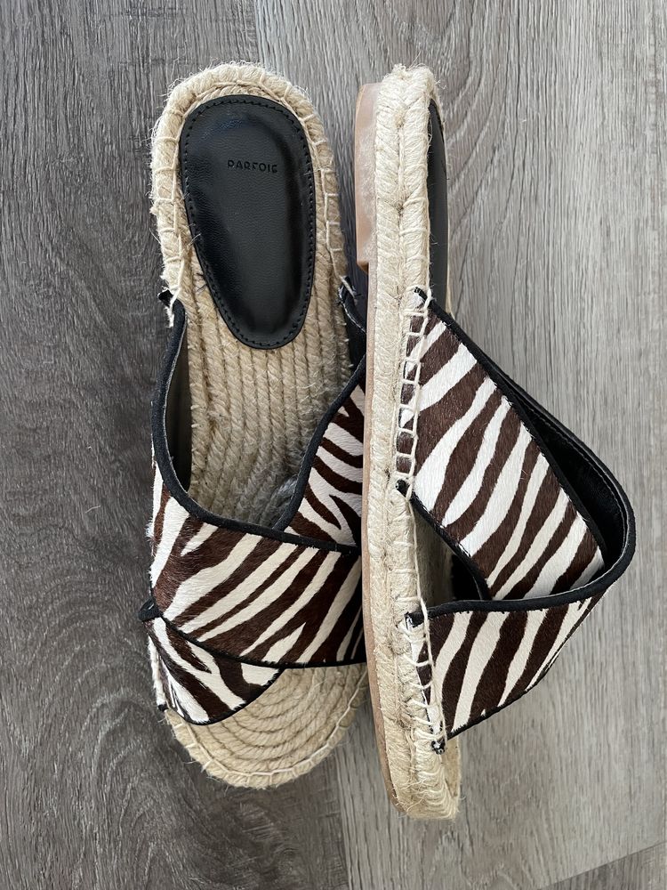 Sandalias padrao zebra