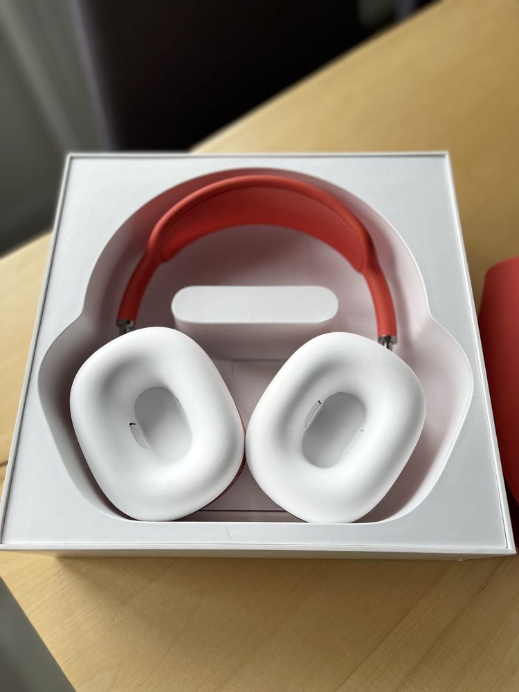 Apple AirPods Max Pink