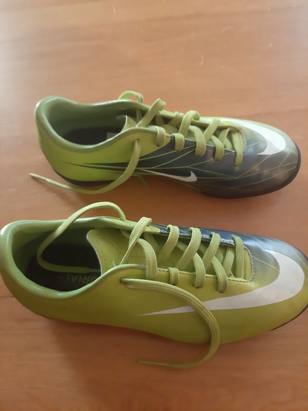 Chuteiras da marca Nike Mercurial