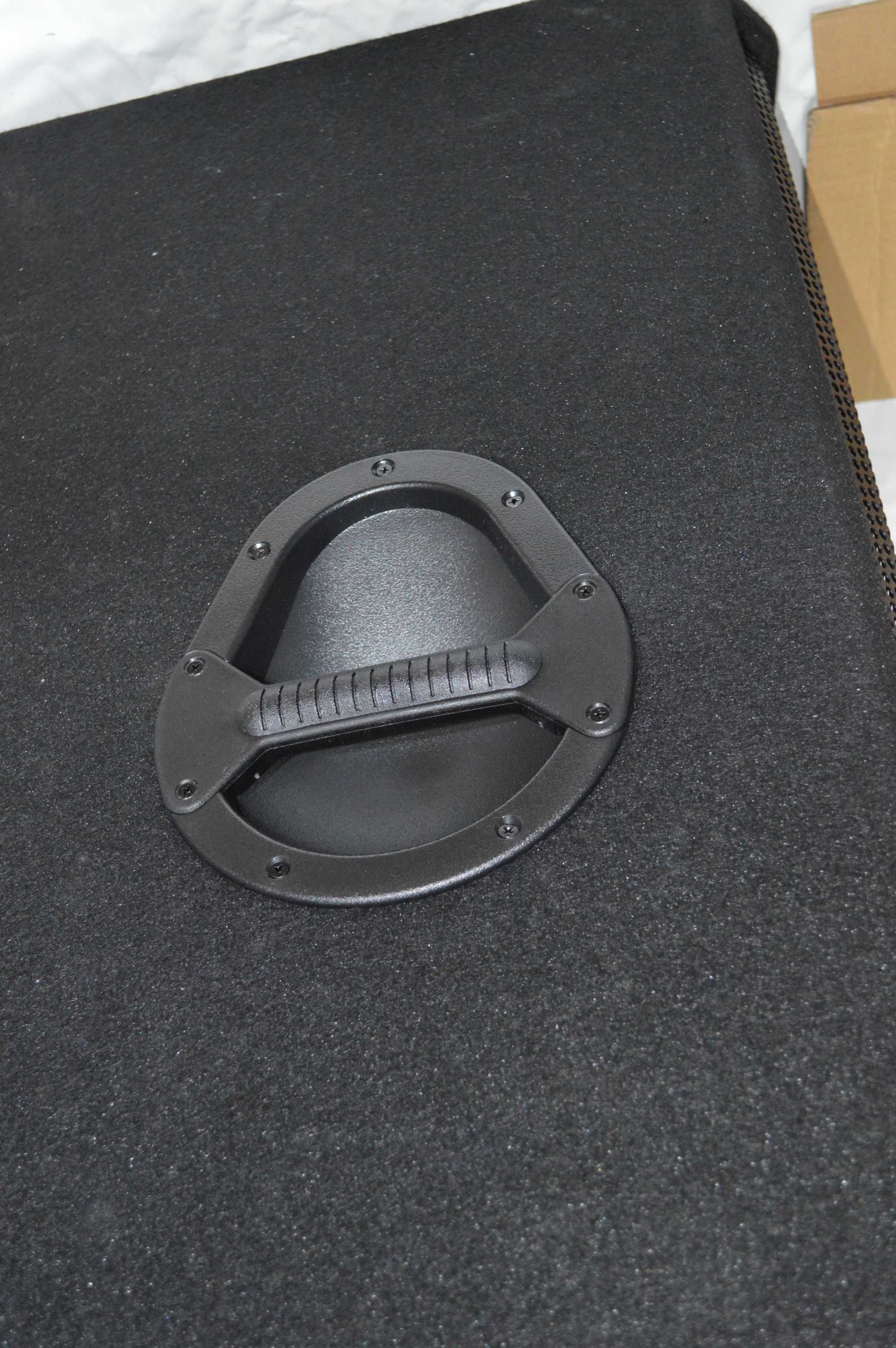 Kolumna Behringer VP2520  czarny