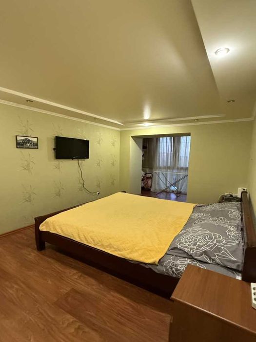 2к.квартира, новобудова, 63м2, окремі кімнати, цегла, з ремонтом