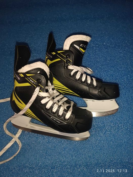 Łyżwy hokejowe dziecięce CCM Tacks 1792Y r. 35