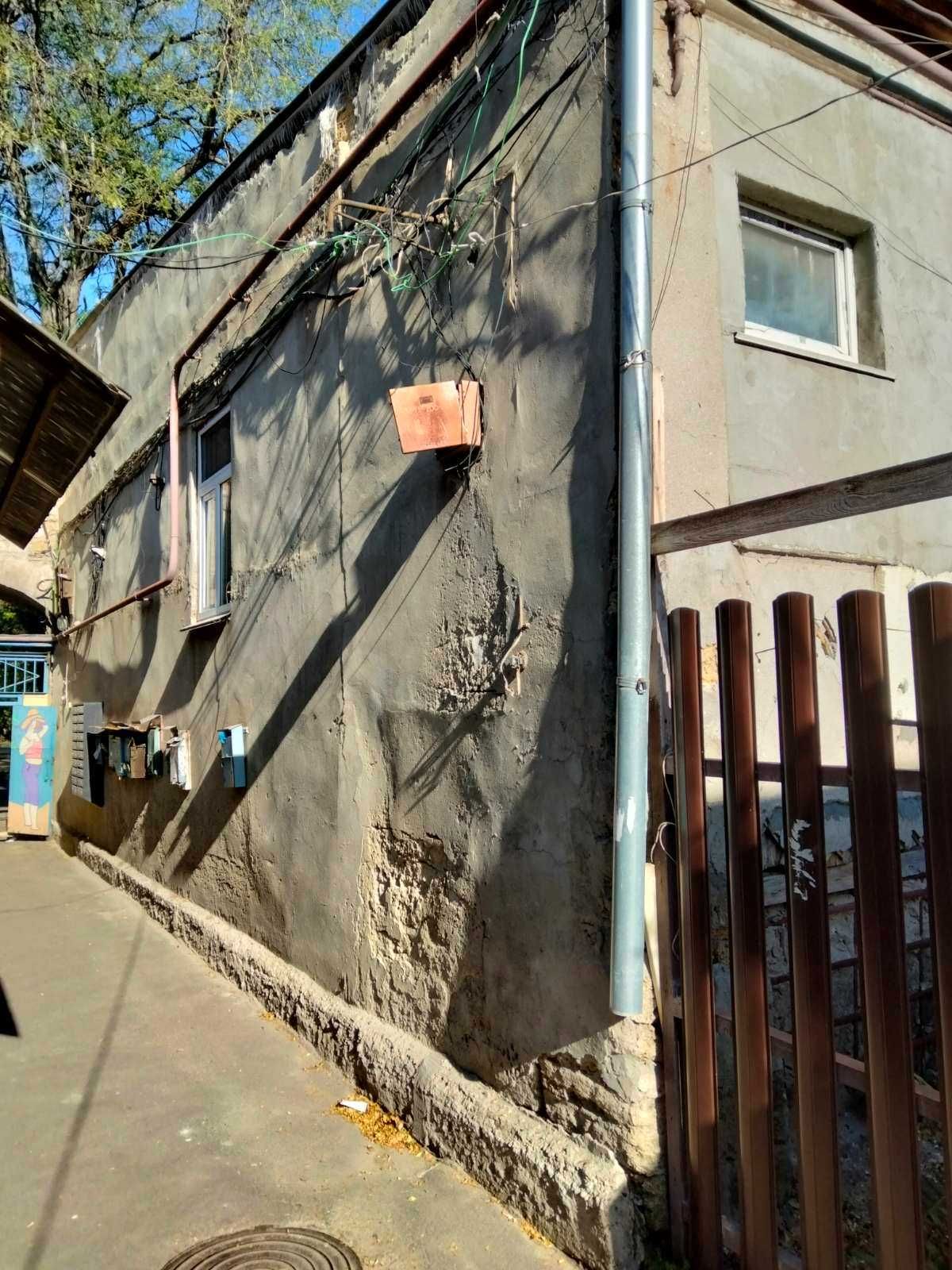 Продам фасадное здание на Болгарской