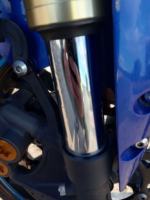 Motocykl Yamaha YZF - R6