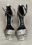 Skórzane buty na obcasie mint velvet animal print eleganckie rozm 36