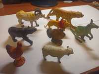 Фігурки тварин гумові ( динозаври, дикі та домашні тварини ).