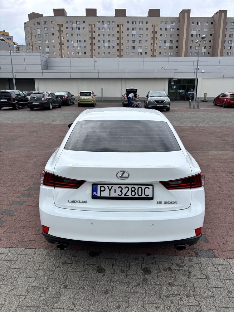 Lexus is200T F sport