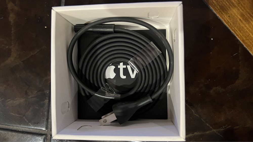 TV приставка AppleTV