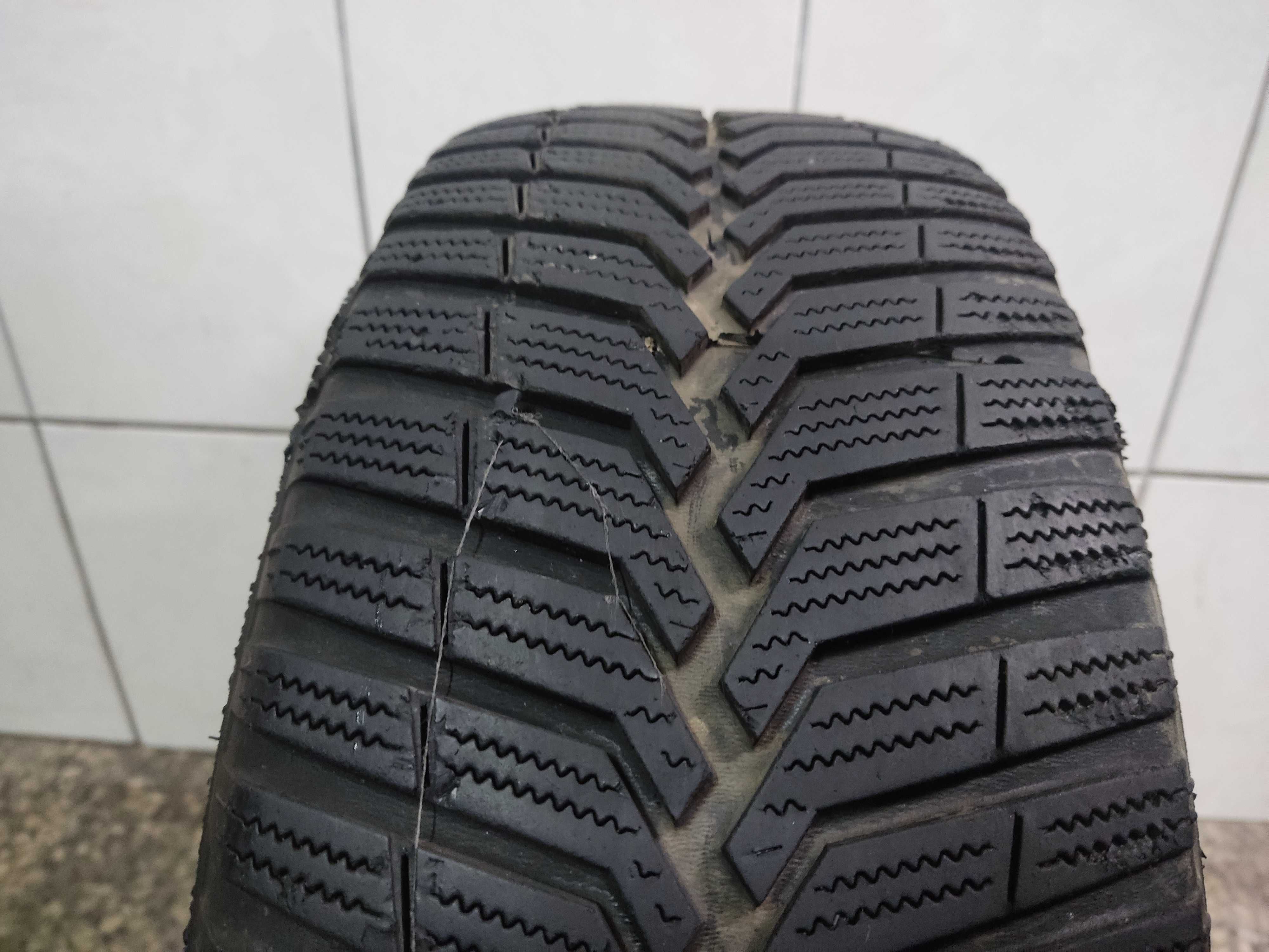 Vredestein SnowTrac 3 185/60/14 82T 5,5mm pojedyncza sztuka