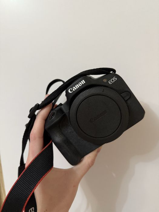 Фотоапарат Canon r50