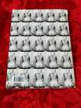 100 Naked Girls on a Chair - Ralf Vulis