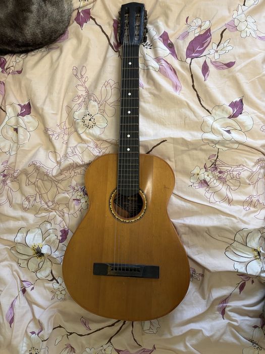 70 річна класична гітара(1955 року випуску)