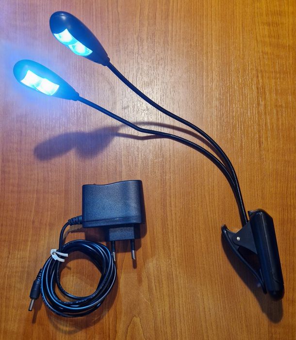 Lampka pulpitowa do nut, na pulpit 4xl LED