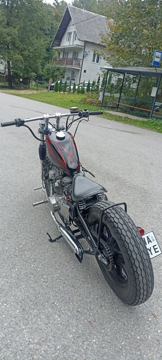 Bobber Yamaha Harley custom