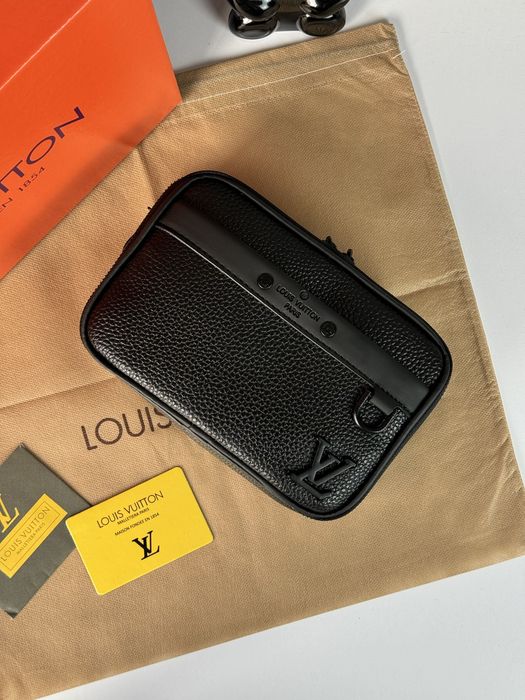 Мужская сумка Louis Vuitton чоловіча сумка барсетка бананка месенджер