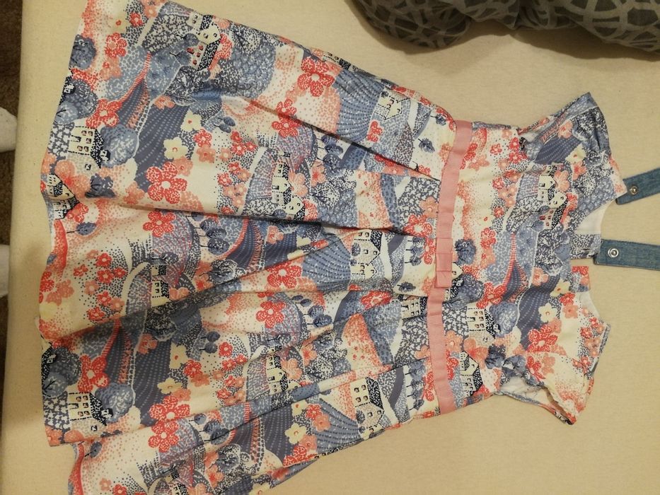 Sukienka elegancka r.86