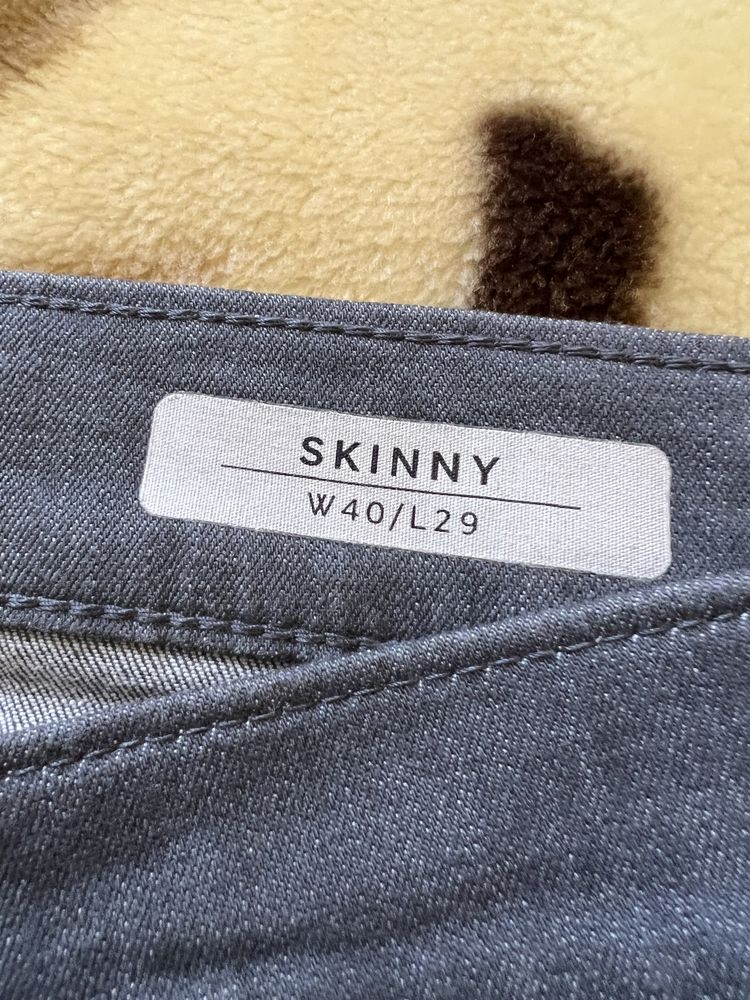 джинси 40/29 фірми m&s slim fit круті