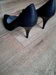 Buty damskie na obcasie Elisa Esposito