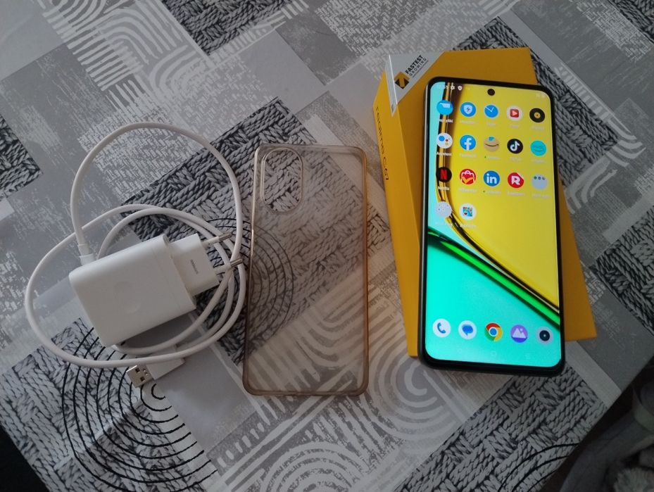 Smartfon Realme C67 Stan bardzo dobry GWARANCJA