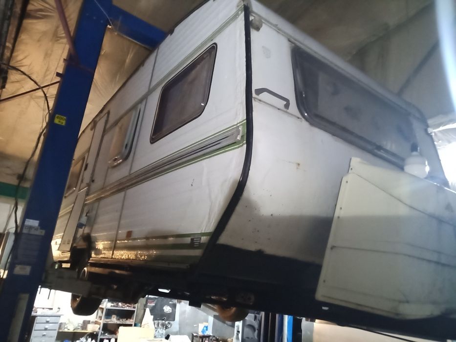 Кемпінг причіп Автобудинок Дача на колесах